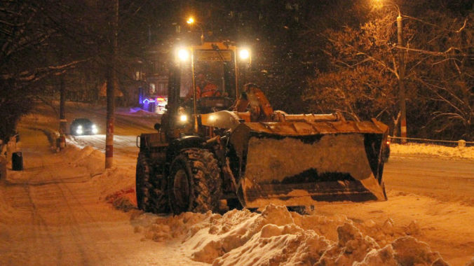 Безперебойная уборка снега в Томске